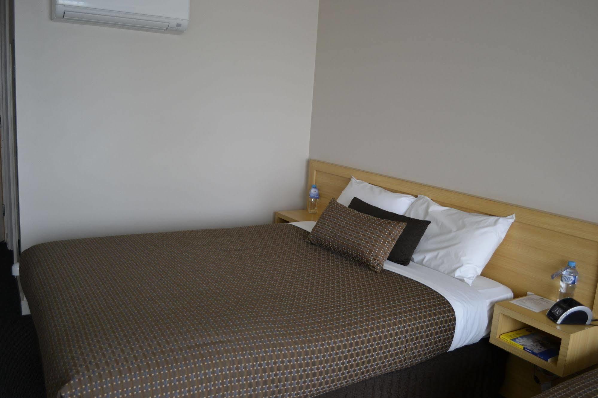 Richmond Henty Hotel Portland Exteriör bild