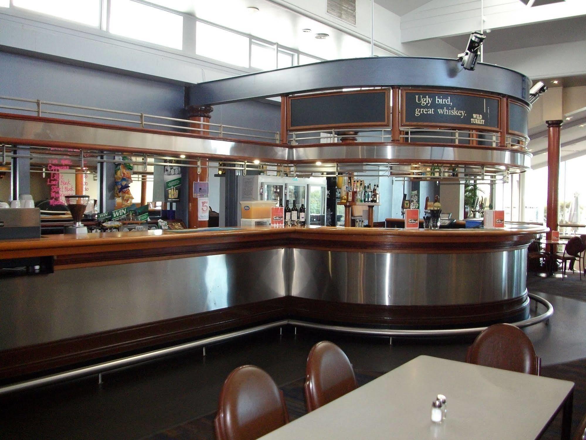 Richmond Henty Hotel Portland Exteriör bild