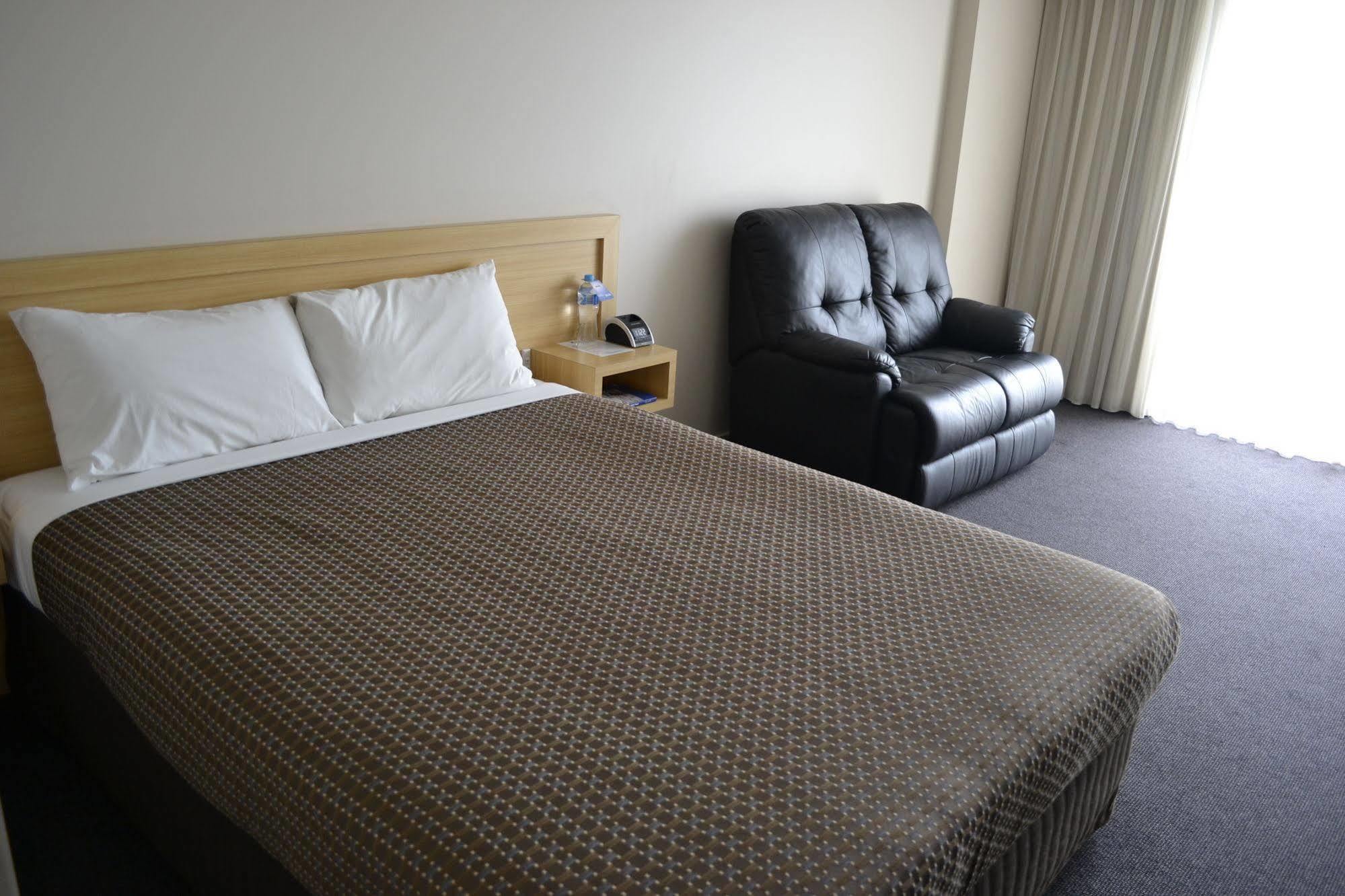 Richmond Henty Hotel Portland Exteriör bild